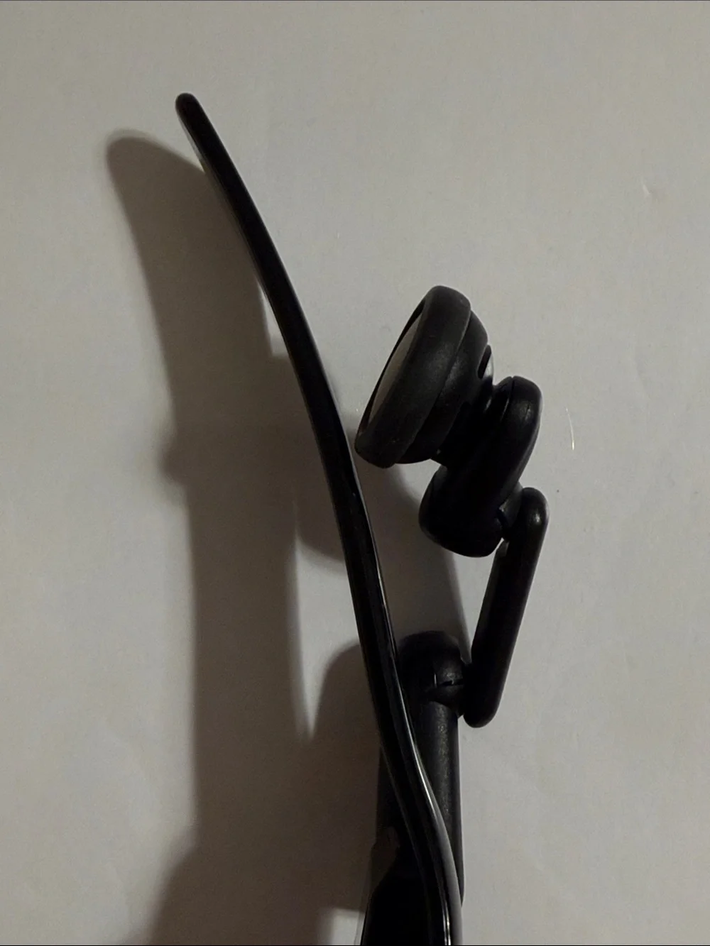 Oakley THUMP Earphones Sunglasses 2GB with Protective Storage Case. Singapore
